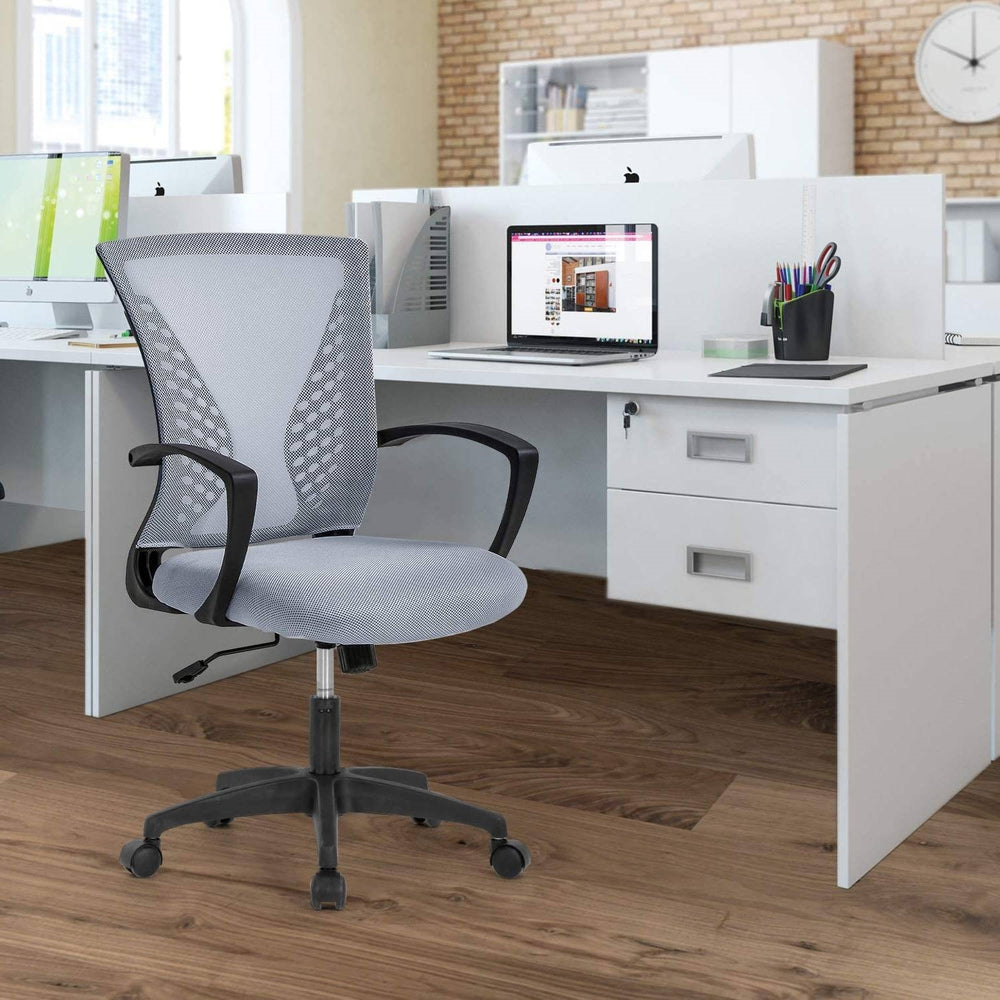 Gray Modern Mid-Back Ergonomic Mesh Office Desk Chair with Armrest on Wheels - Lacasademartha 