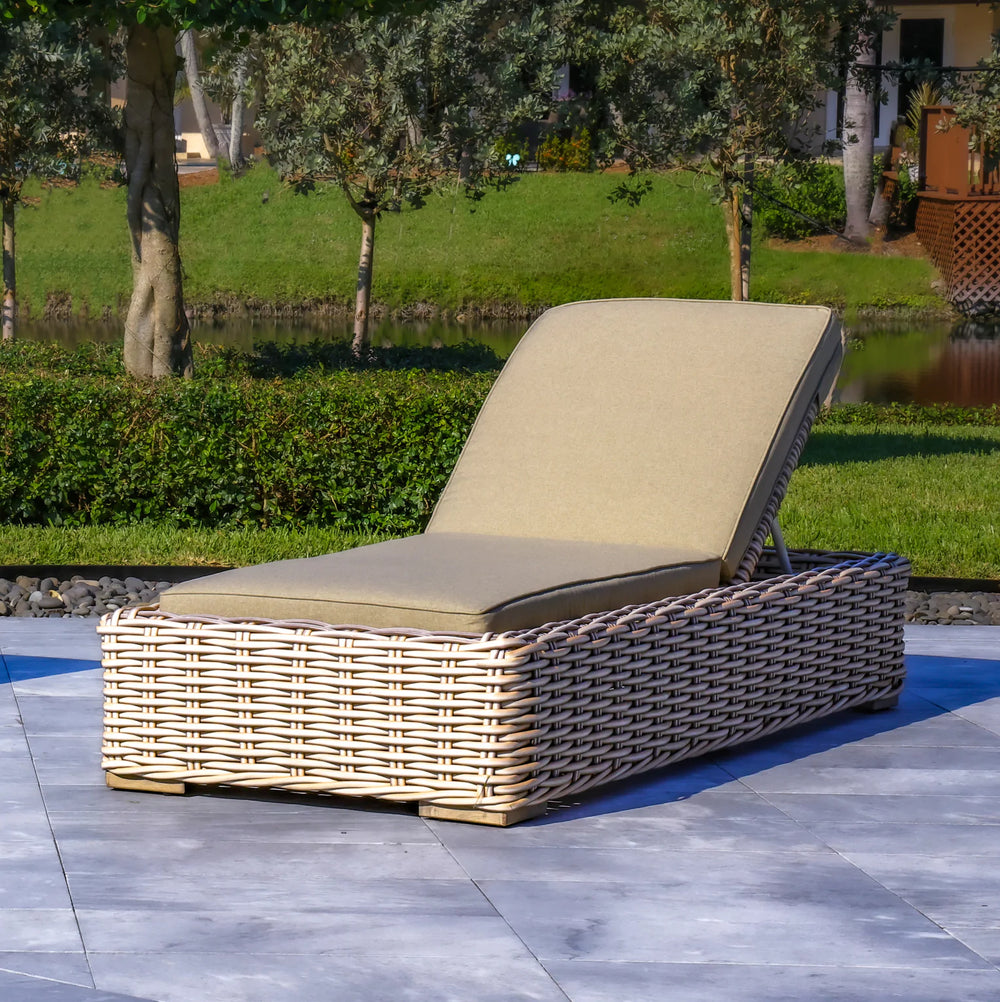 Anna Sun Lounger